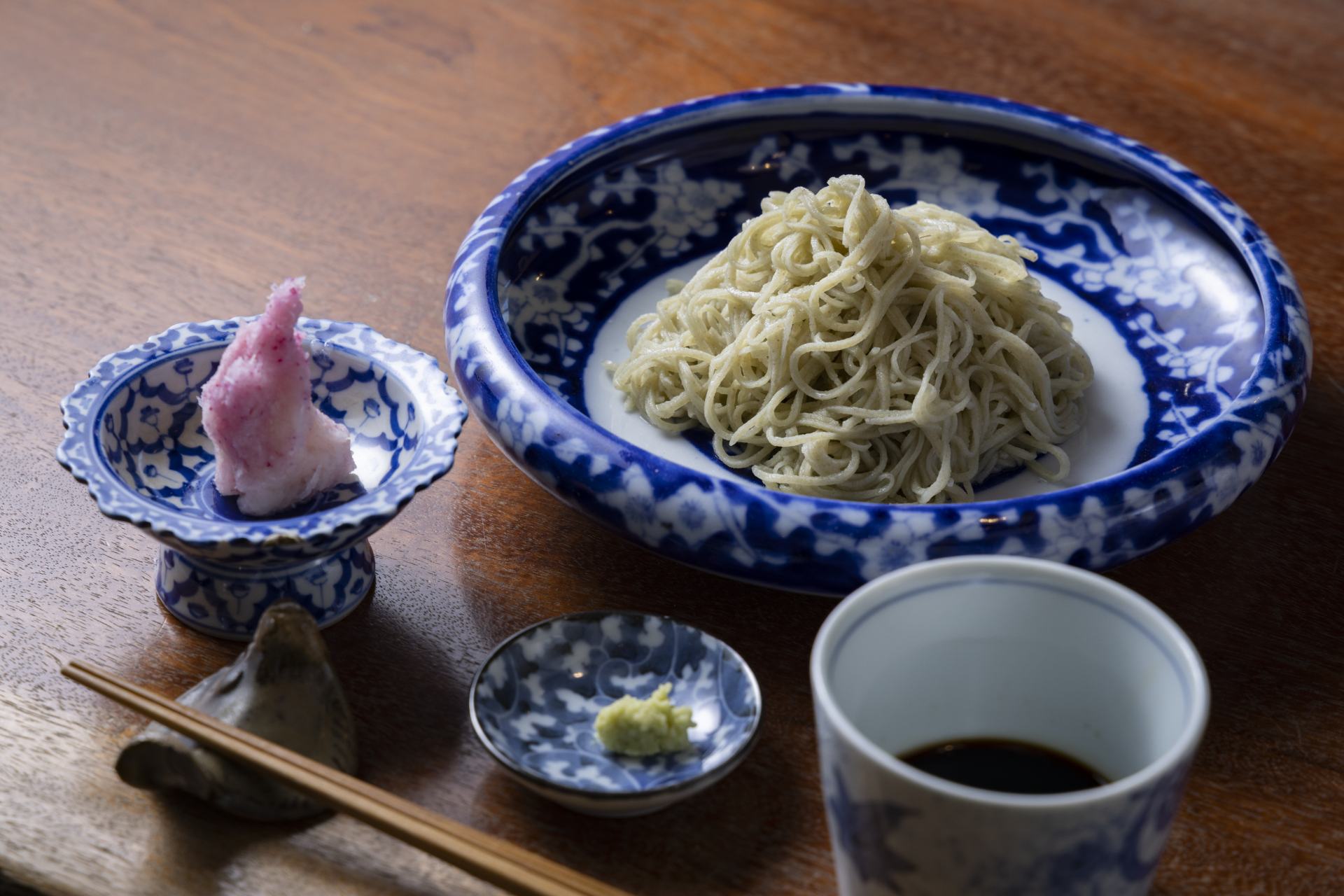 地元食材を使ったおいしいそば。麺は繊細で、食べ応えも十分。