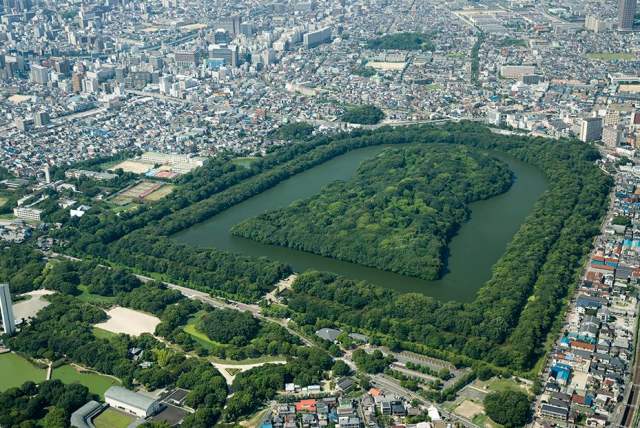 Let's visit the World Heritage Site Mozu-Furuichi Kofun* Group!