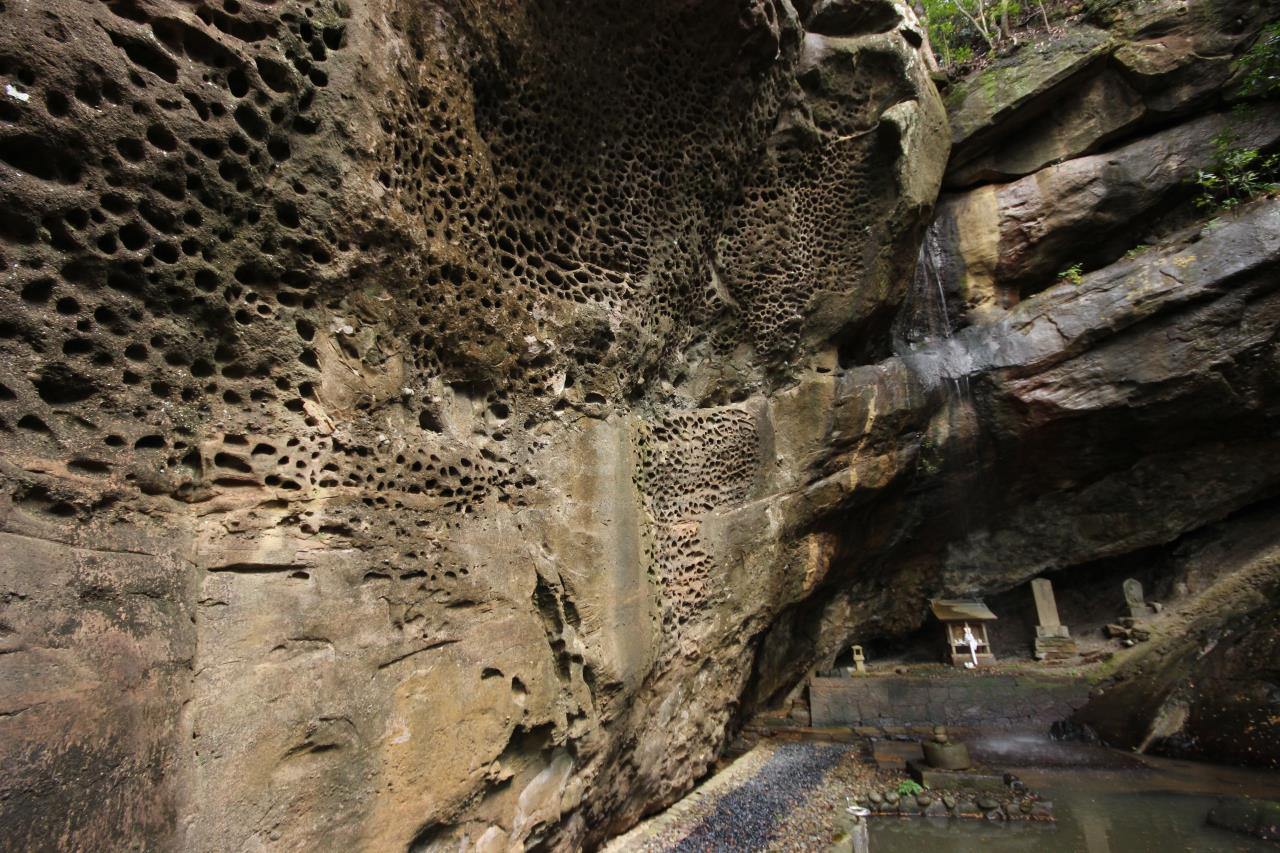 Sukuma-dani Gorge