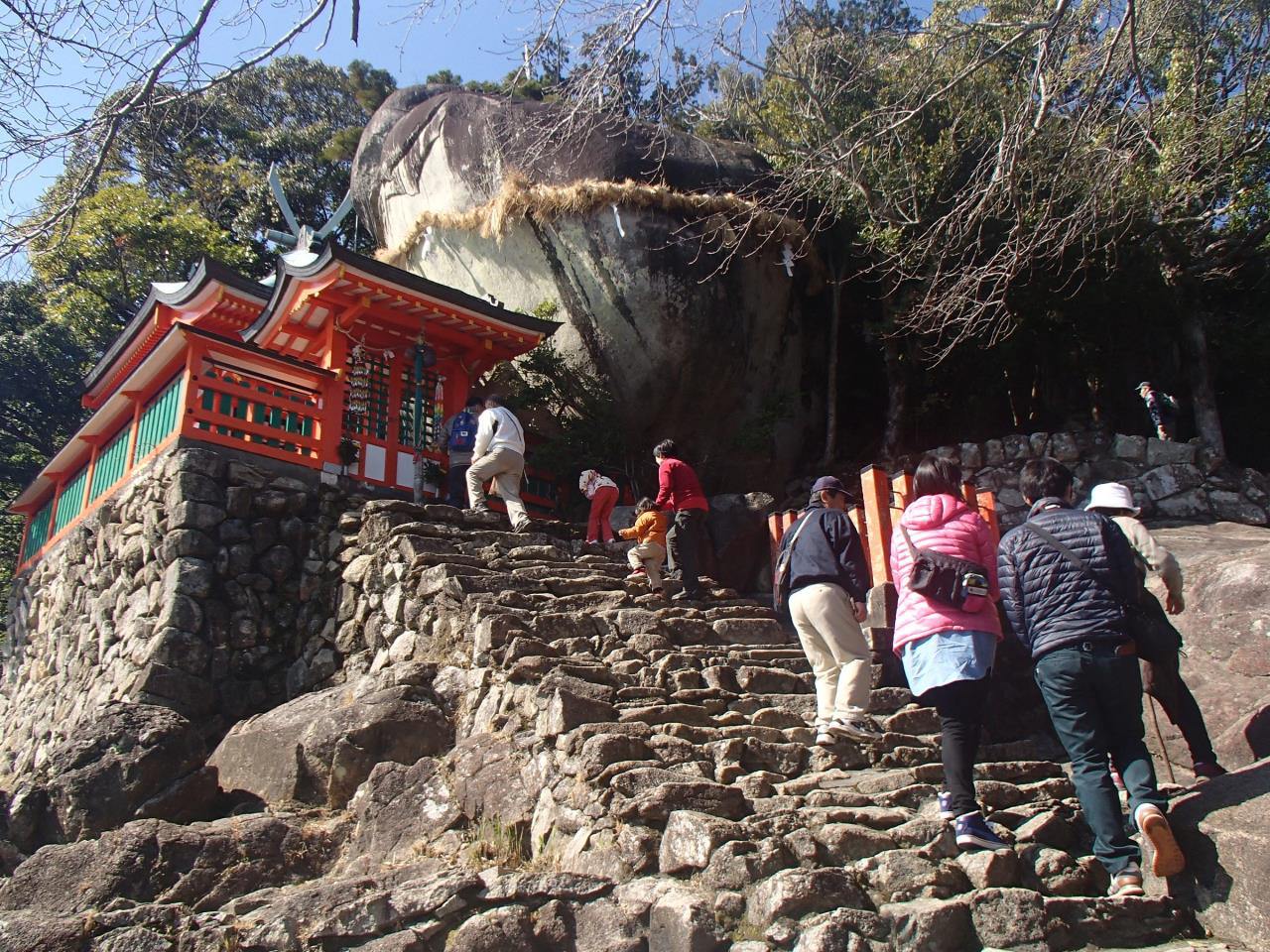 神倉山五飛岩