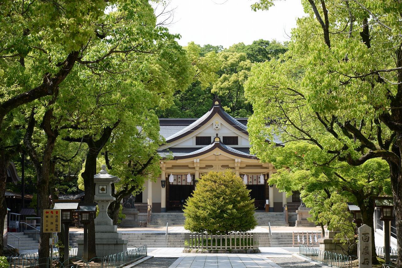 Minatogawa Shrine