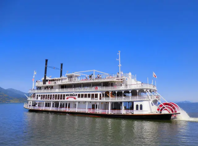 Lake Biwa Michigan Sightseeing Cruise