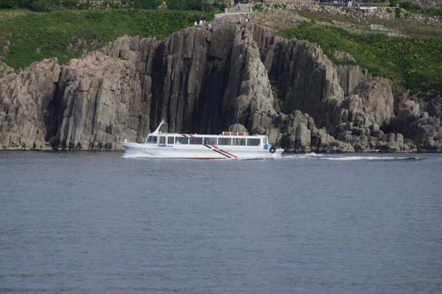 Tojinbo Sightseeing Boats