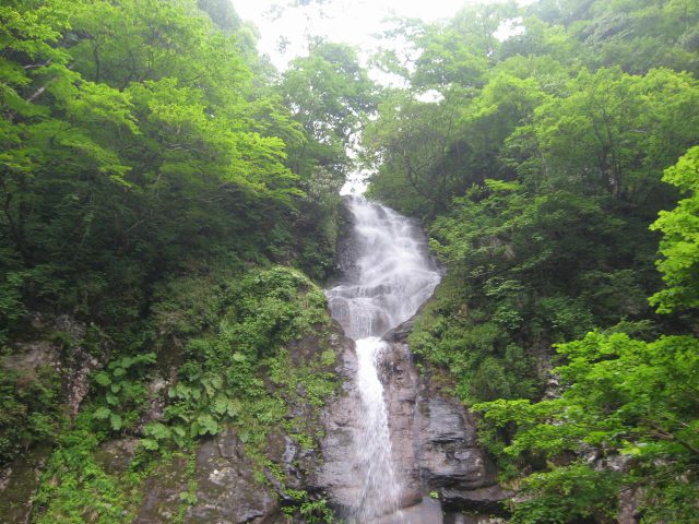 虎川溪谷和虎川瀑布