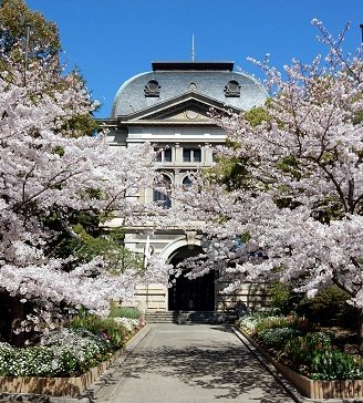 県公館南側正面