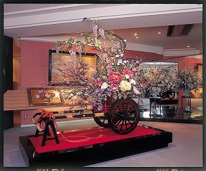 立派な花車も展示してあり写真スポットです