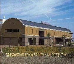 朝日町教育文化施設（図書館・博物館）外観