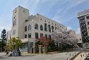 博物館の入る谷岡記念館