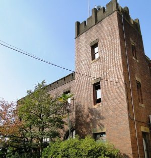 交野市立教育文化会館