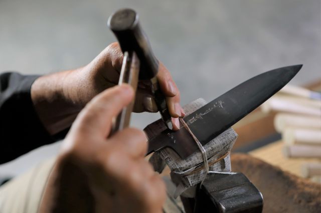 Complete Your Own Sakai-Tohji Knife with Artisan