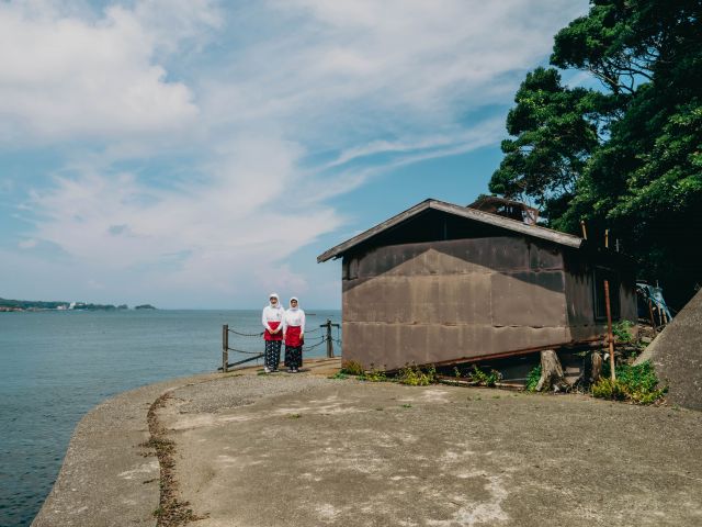 Ama Hut Hachiman Kamado - Real Ama Hut in Kujirazaki