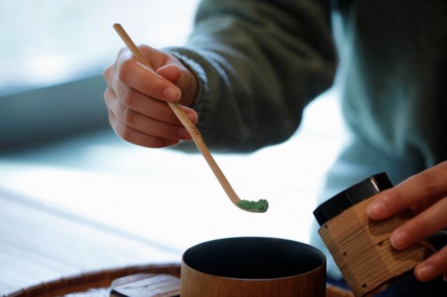 実際に自分の作った茶杓でお茶を淹れることも可能