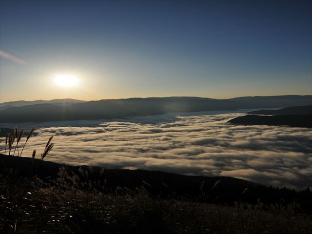 Early morning "Sea of Clouds"