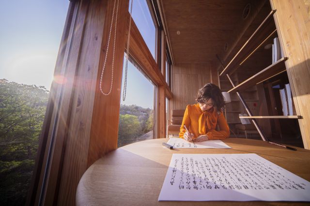 Conceptual image of Calligraphy at Zenbo Seinei