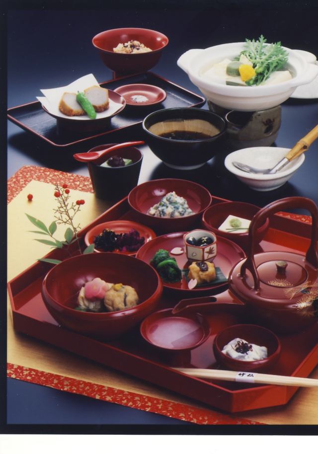 Photo of a tofu hot pot set meal