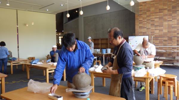 Experience the charm of Shigaraki　ware（Adults Children）