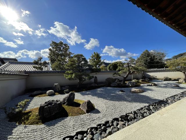 お部屋から見える枯山水