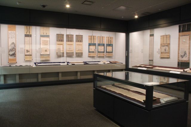 Shokado Art Museum exhibit hall