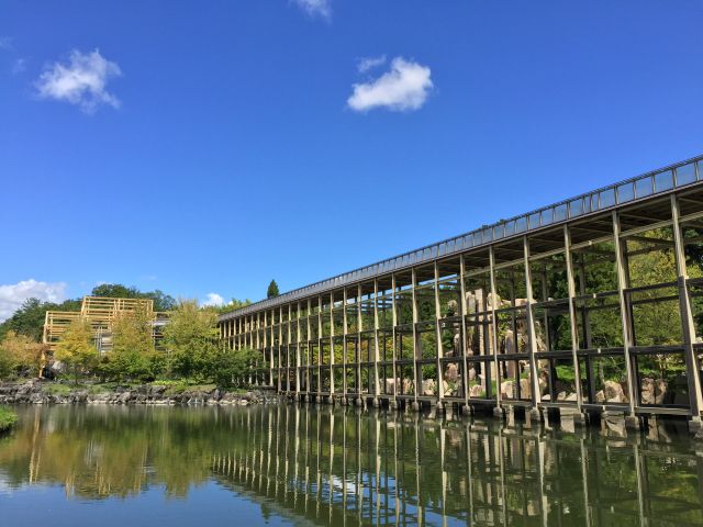 水景園の景色（観月橋）