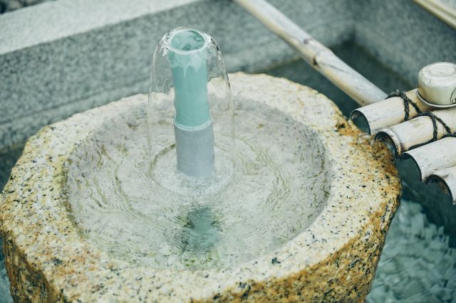 Spring water in front of Kawashima Sake Brewery. A reverence for water remains strong within the local culture.