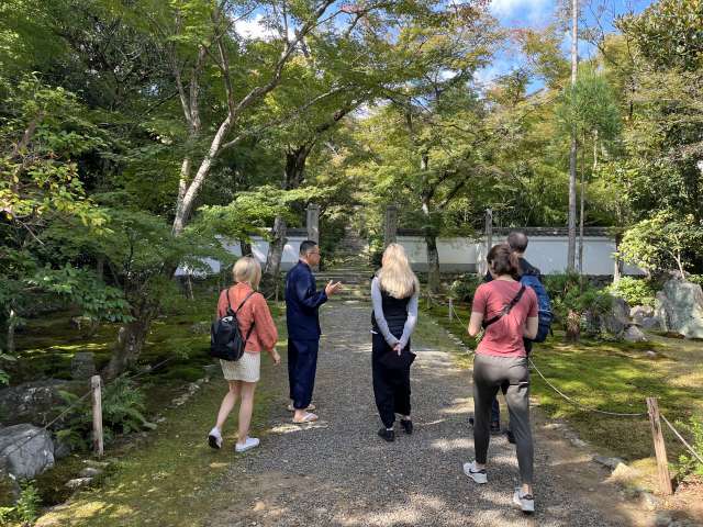 Take a stroll in the garden of a Zen temple with 1,200 years of history